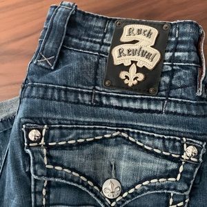 Rock revival straight legged jeans